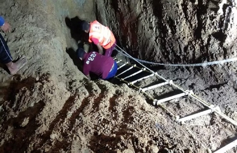 3 laborers fell in borewell in Balod