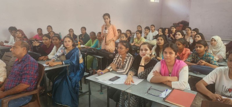 शिक्षक दिवस पर पत्रिका टॉक शो: 'हमारे अधिकारों से लेकर कर्तव्य तक बताते हैं शिक्षक, समाज में इनका बहुमुल्य योगदान'