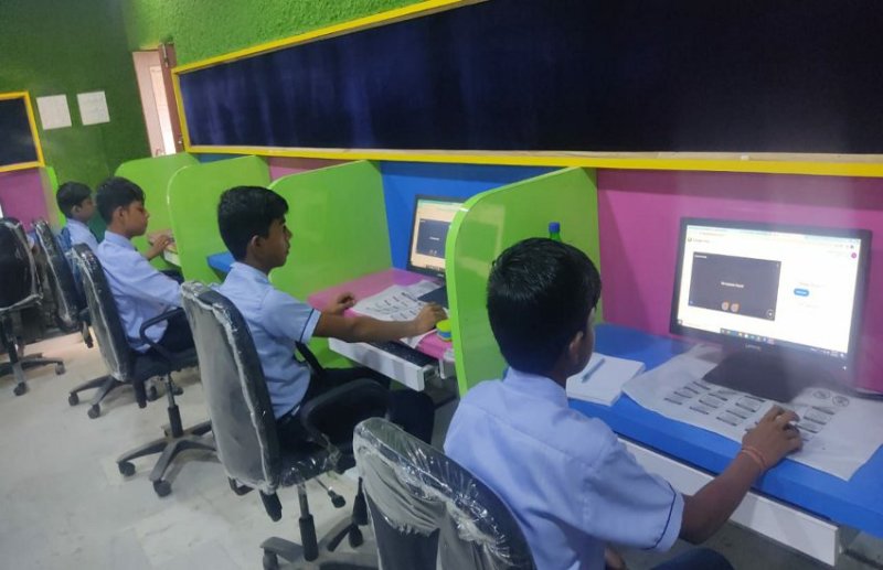 स्कूली बच्चे कोडिंग के जरिए वेबसाइट बनाने के सीखेंगे गुर, प्रथम चरण में छह स्कूलों के 50 बच्चे ऑनलाइन क्लास में शामिल