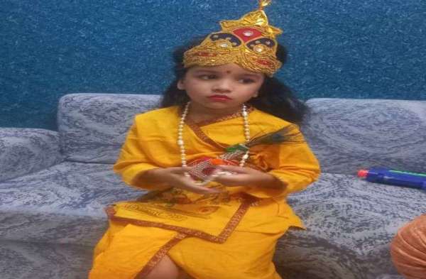 कृष्ण जन्माष्टमी: नन्हे-मुन्नों ने धरा कान्हा का स्वरुप, देखें फोटो