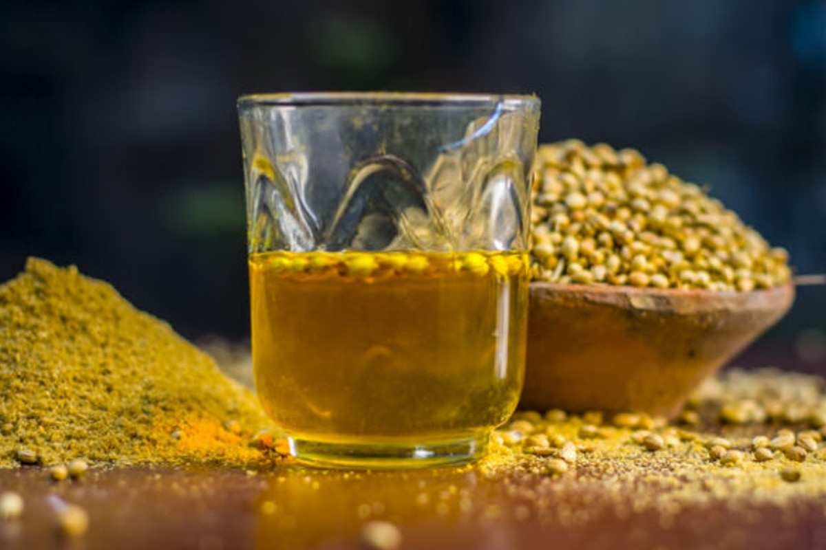 दस्त और डिहाइड्रेशन में धनिए का काढ़ा पीने से आराम Relief by drinking