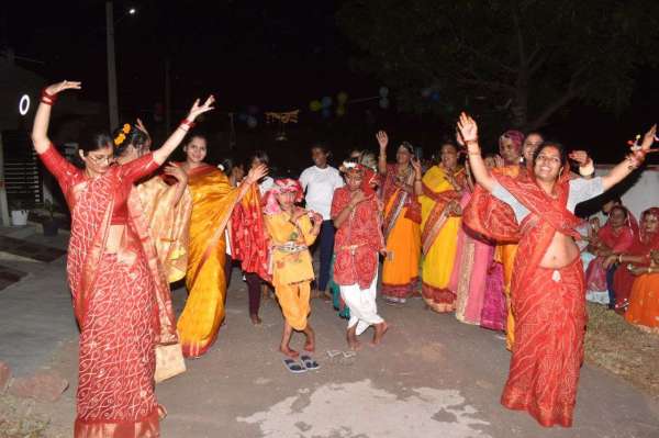 कृष्ण जन्मोत्सव पर भक्ति में तल्लीन रहा शहर