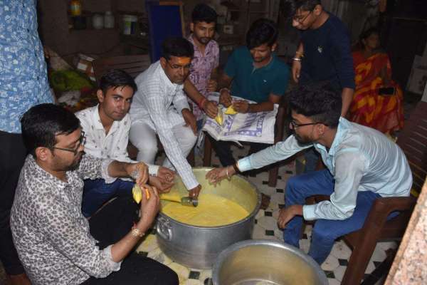 कृष्ण जन्मोत्सव पर भक्ति में तल्लीन रहा शहर