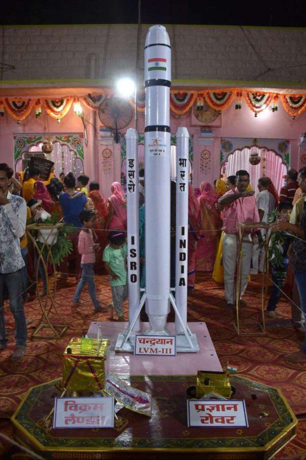 कृष्ण जन्मोत्सव पर भक्ति में तल्लीन रहा शहर