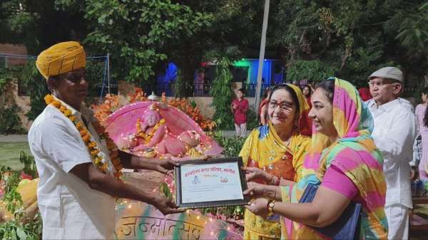 कृष्ण जन्मोत्सव पर भक्ति में तल्लीन रहा शहर