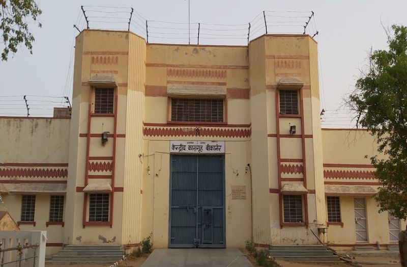 हार्डकोर इफेक्ट: बंदियों की सुरक्षा को लेकर चिंतित हैं आज के जेलर