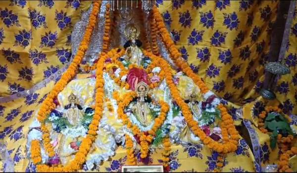 रामलला के दरबार मे श्री कृष्ण के दर्शन