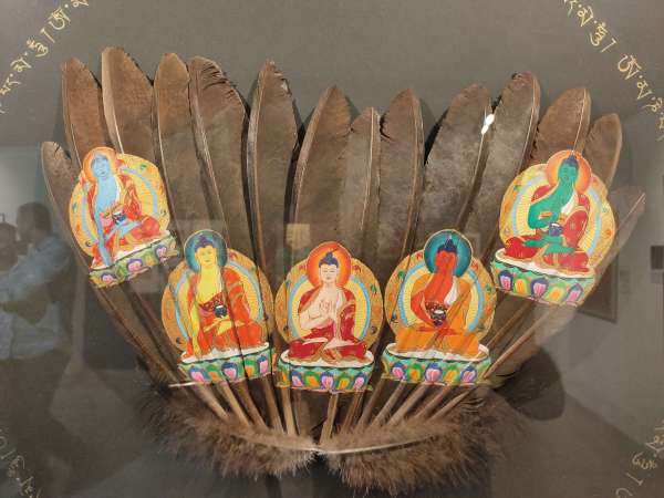 Everyday life and human nature depicted on canvas