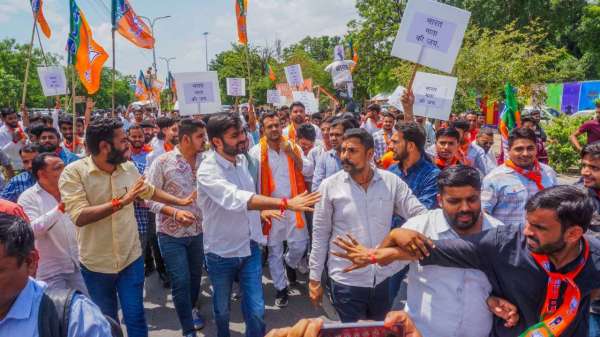 demo by bjp Yuva morcha