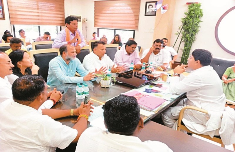 BJP councilors said- when will every ward get Rs 50 lakh?