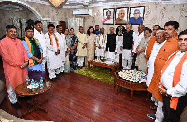 अपराध व सामूहिक बलात्कार