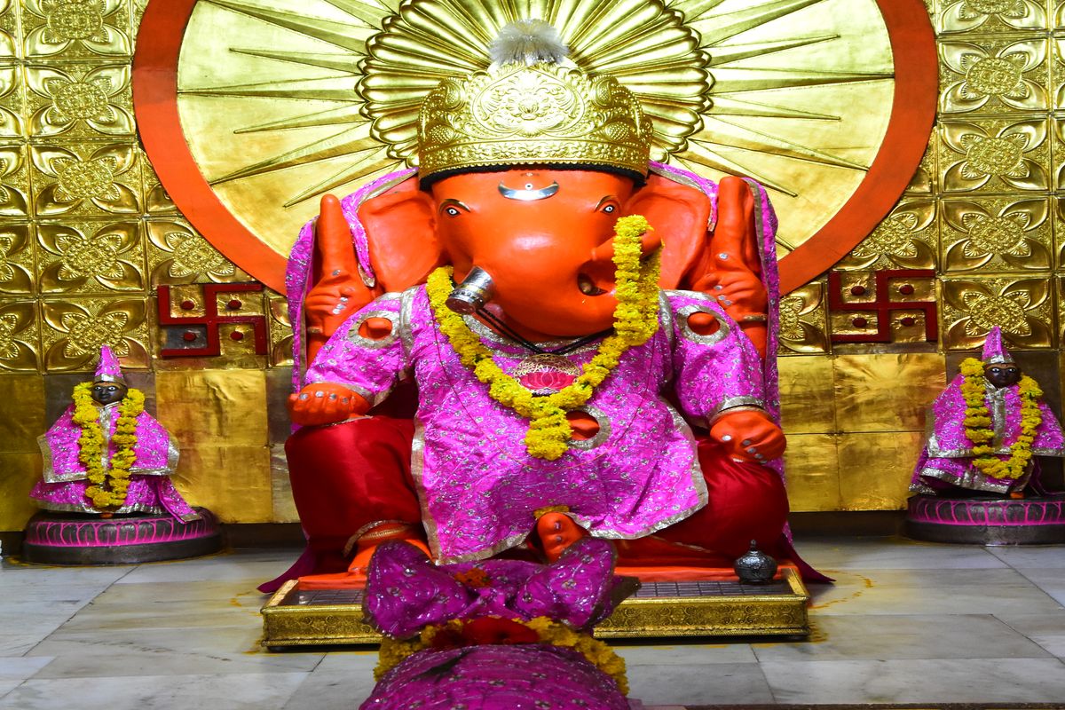 मोती डूंगरी गणेशजी का होगा नौलखा हार के भाव सा शृंगार, 2500 किलो घी व 100 किलो मेवा से बनेगा मोदक प्रसाद