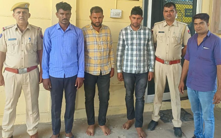 25 तोला सोना व दो किलो चांदी चोरी कर चोरों ने किया था बंटवारा