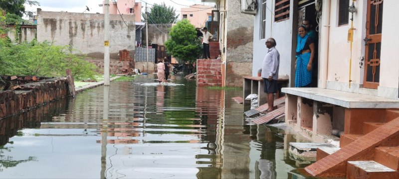 Weather update भादो में रिमझिम, शहर की कई कॉलोनियों में भरा पानी