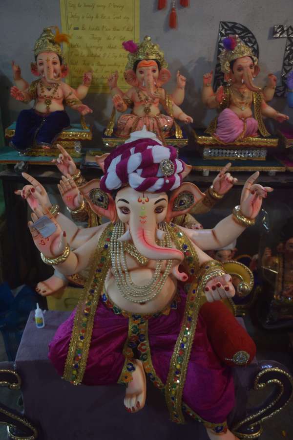 गणेश पर्व की तैयारी 