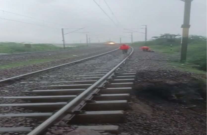 Traffic affected due to railway track subsidence