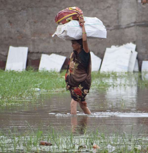 Colonies remained submerged in waterlogging, administration kept sweating on VIP tour...see pictures