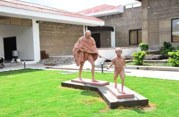 Will soon get the gift of Gandhi Darshan Museum
