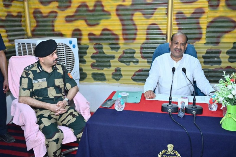 लोकसभा अध्यक्ष ने बबलियान बार्डर पोस्ट पर की सैनिकों की हौसला अफजाई