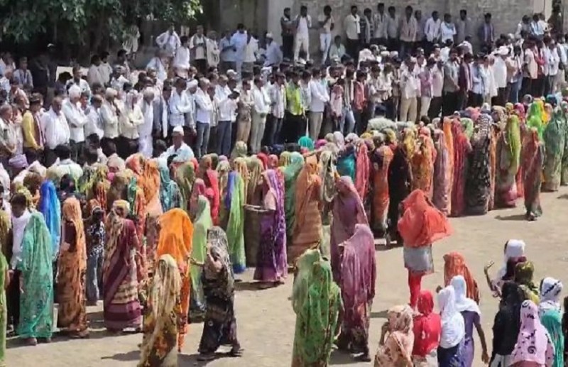 भावनगर: दर्द-चित्कार से कराह उठा दिहोर गांव, एक साथ उठीं 11 अर्थियां