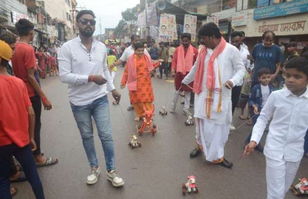 छत्तीसगढ़ के ऐतिहासिक त्योहार पोरा पर्व की रामसागर पारा से इस वर्ष फिर से हुई शुरुआत