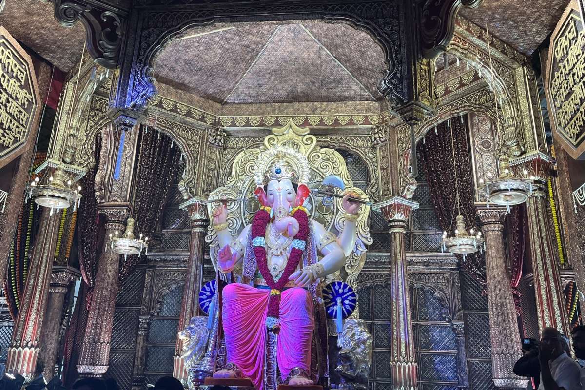 lalbaugcha_raja_pics.jpg