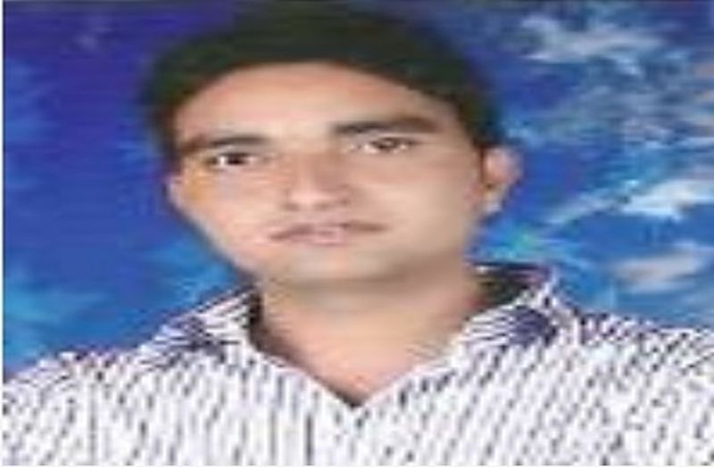 OMG आरएएस अधिकारी की कार लूटने का प्रयास