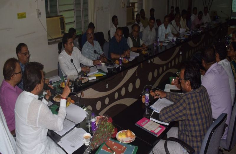 NHAI and senior officials did not even attend the MP's meeting, expressed displeasure