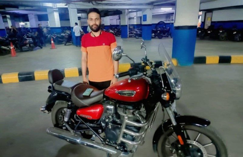 सैर-सपाटे के लिए अब अद्दे से बाइक में बदला ट्रेंड, दो रुपए प्रति किमी तो कोई ले रहा पांच घंटे के 400