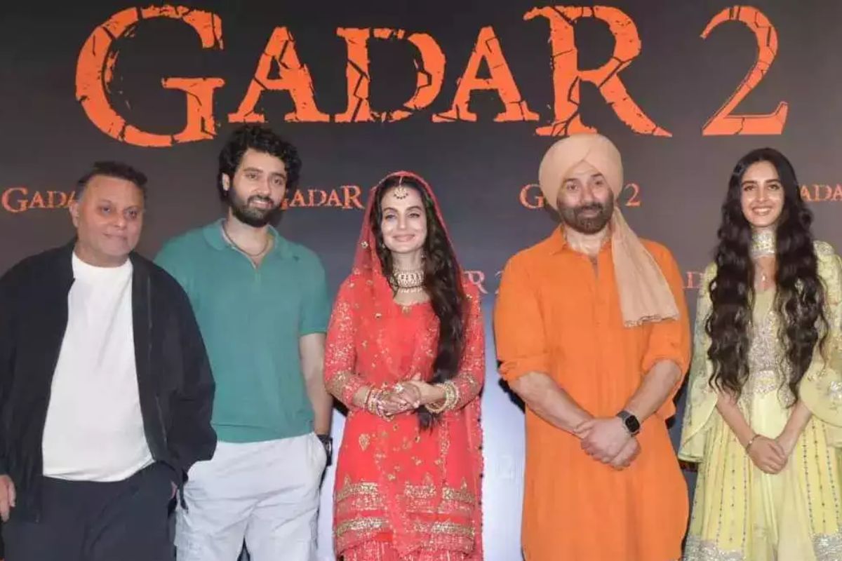 gadar 2 actor sunny deol fees hike will get 10 times of money in gadar 3 Makers treasure opened