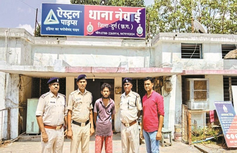 Troubled by the behavior of his drunken younger brother, the elder brother murdered him.