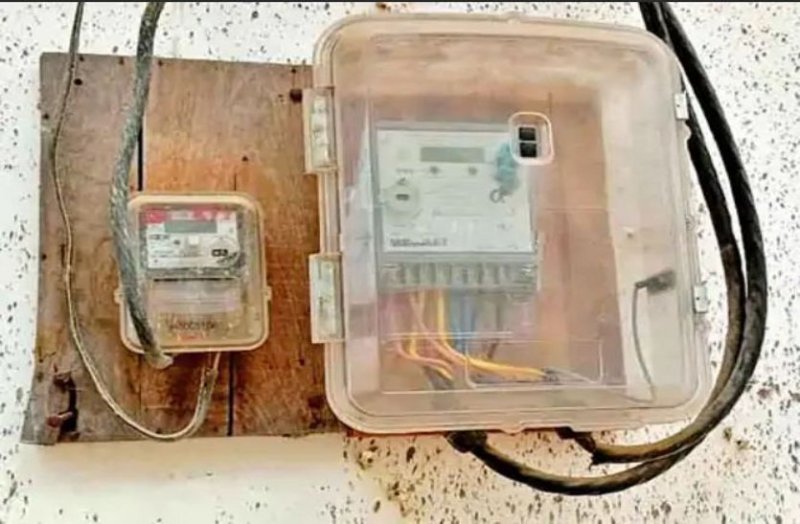 बिजली मीटर खराब
