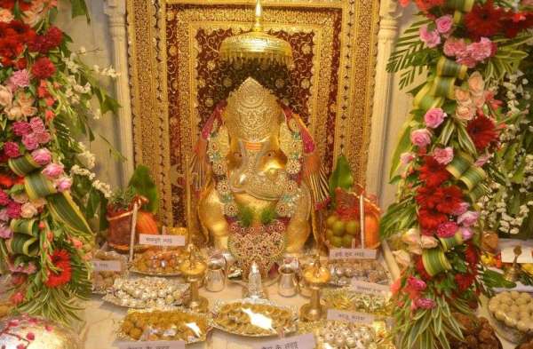 घर-मंदिरों में विराजे गजानन, प्रथम पूज्य के दर्शनों को उमड़े श्रद्धालु