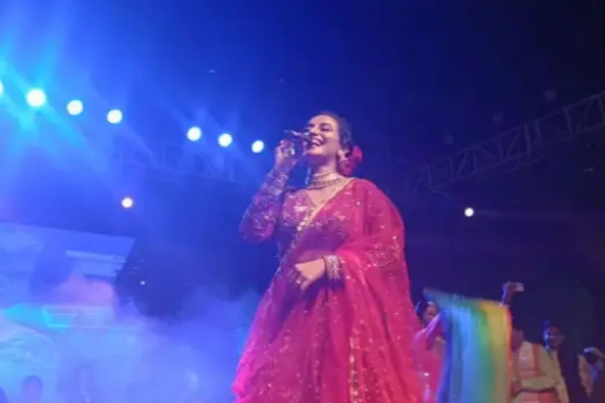 VIDEO | लहंगा लखनऊवा 2 | #Khesari Lal Yadav , #Antra Singh Priyanka |  Bhojpuri Song 2021 - YouTube