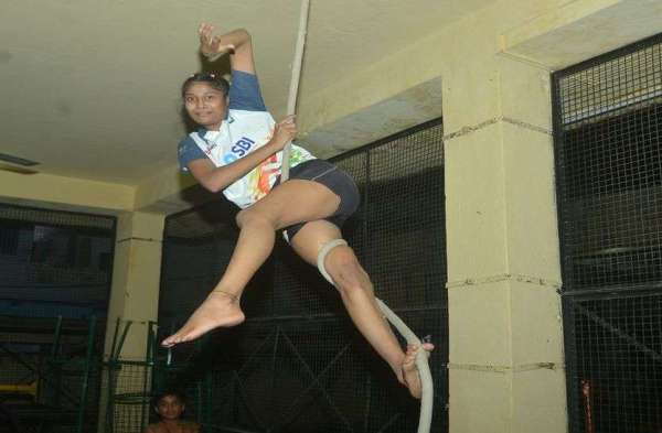 तंगहाली में संस्कृति बचाने में जुटे अखाड़ेबाज