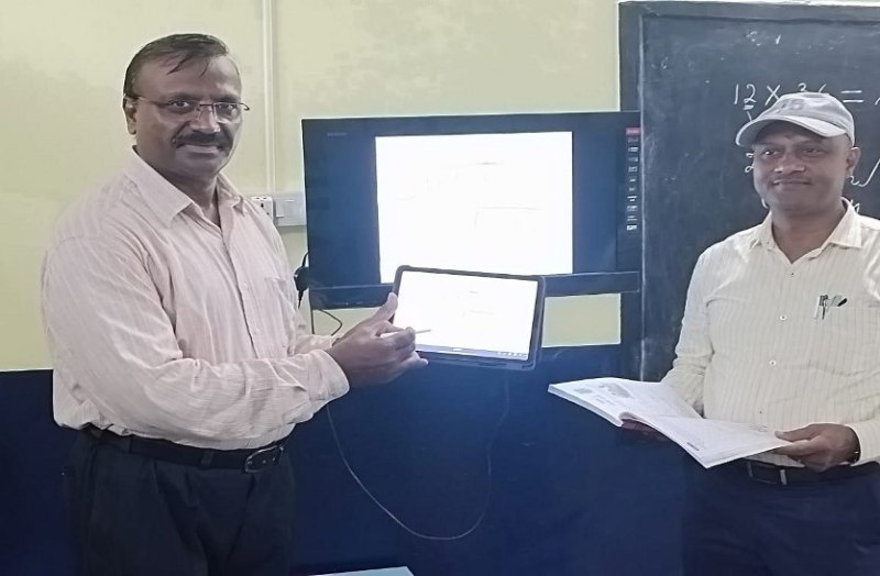 Students of Bastar are learning mathematics for free using AI and Chat