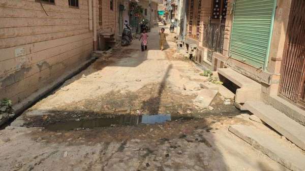 जर्जर सड़कों पर हांफता नागौर शहर...