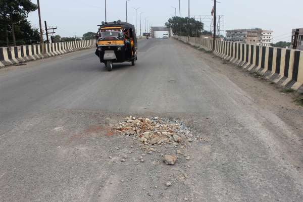 Lal Khan over bridge started crumbling