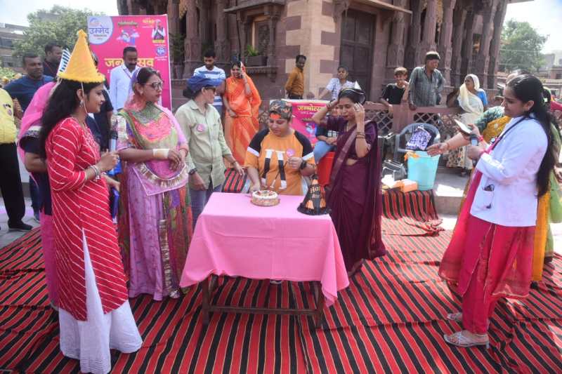 Umaid Hospital : बच्चों के हाथ में मोबाइल दें तो रखें ध्यान