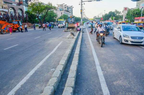 Lakshmi mandir underpass 