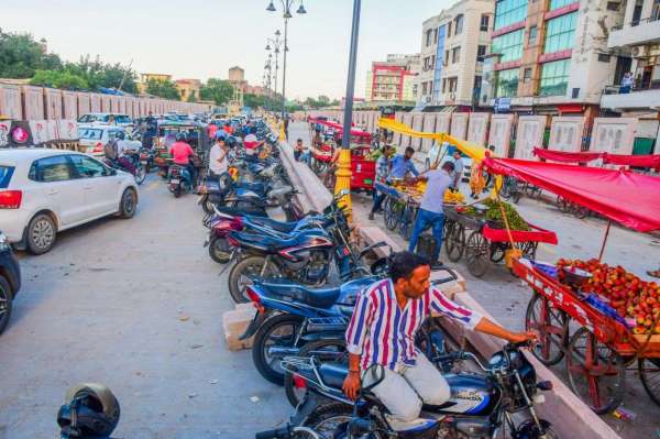 Lakshmi mandir underpass 