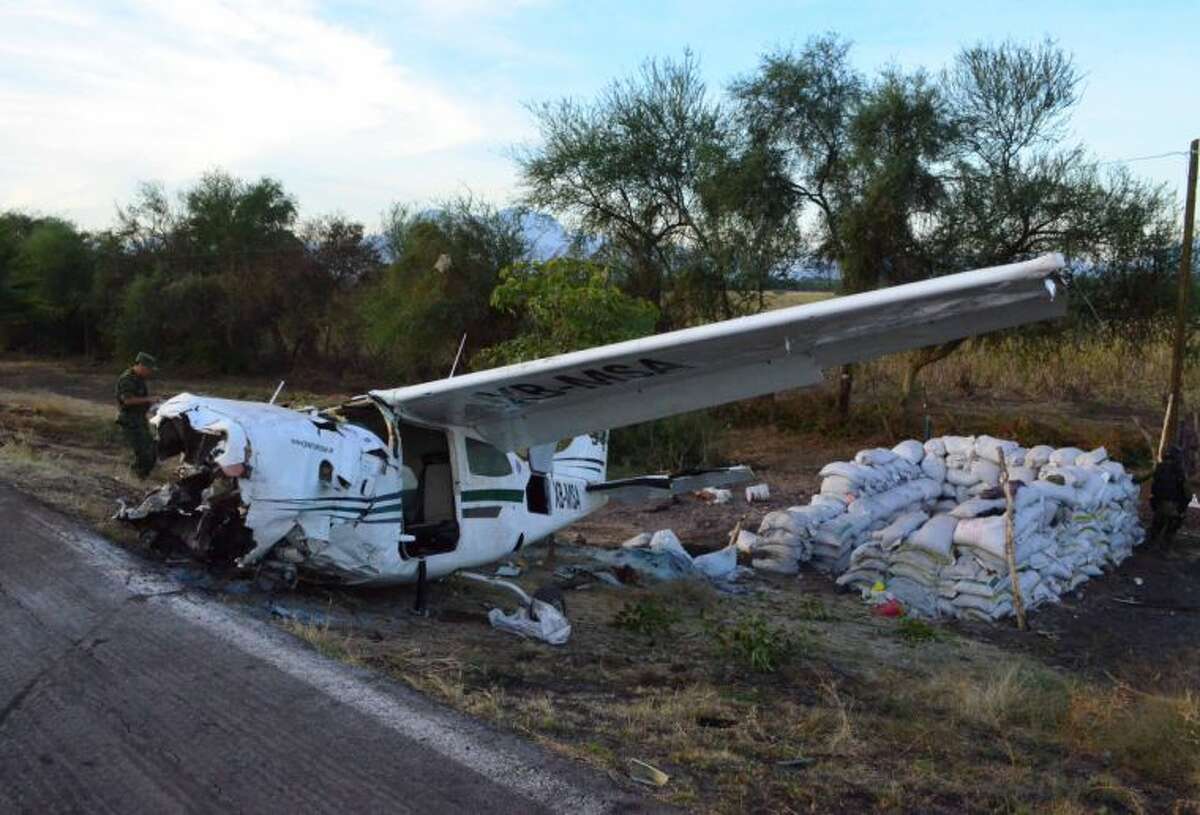 planes_collision_in_mexico.jpg
