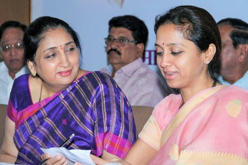 supriya_sule_and_sunetra_pawar.jpg