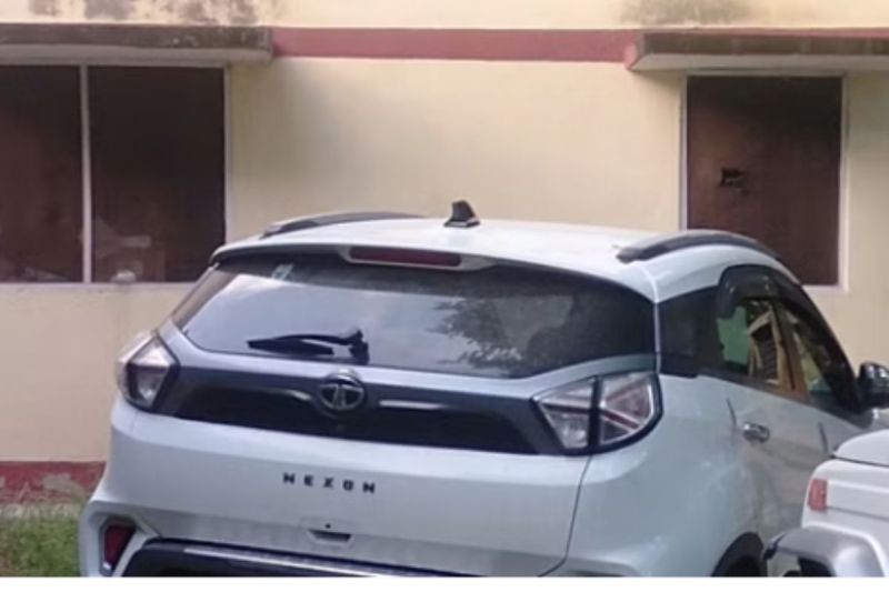 Teenager gang raped in moving car in kushinagar