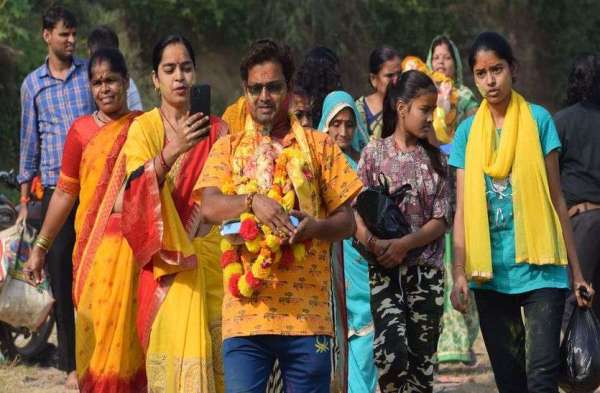 Chambal coast echoed with cheers, devotees bid farewell to Ganpati Bappa...see photos