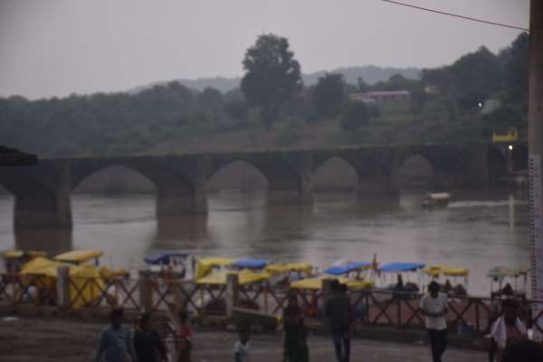 बारिश का अॅतिम दौर   