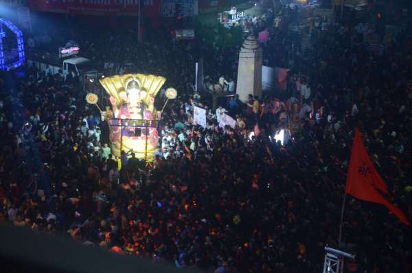 ऊँ एकदन्ताय विद्महे वक्रतुण्डाय धीमहि तन्नो दन्ती प्रचोदयात्।