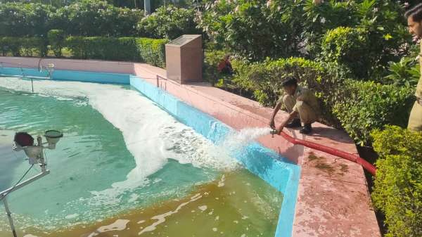Preparation for Gandhi Jayanti on 2nd October at Gandhi Circle