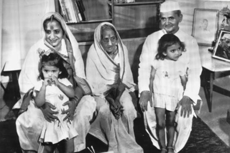 Former PM Lal Bahadur Shastri Biography born in Varanasi UP