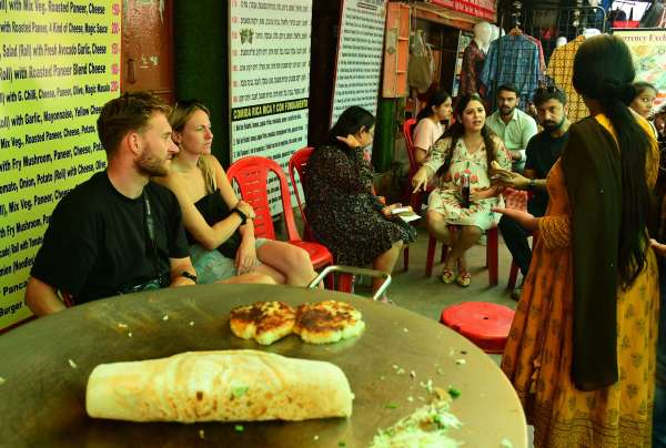 Tourists started arriving in Pushkar see beautiful picture